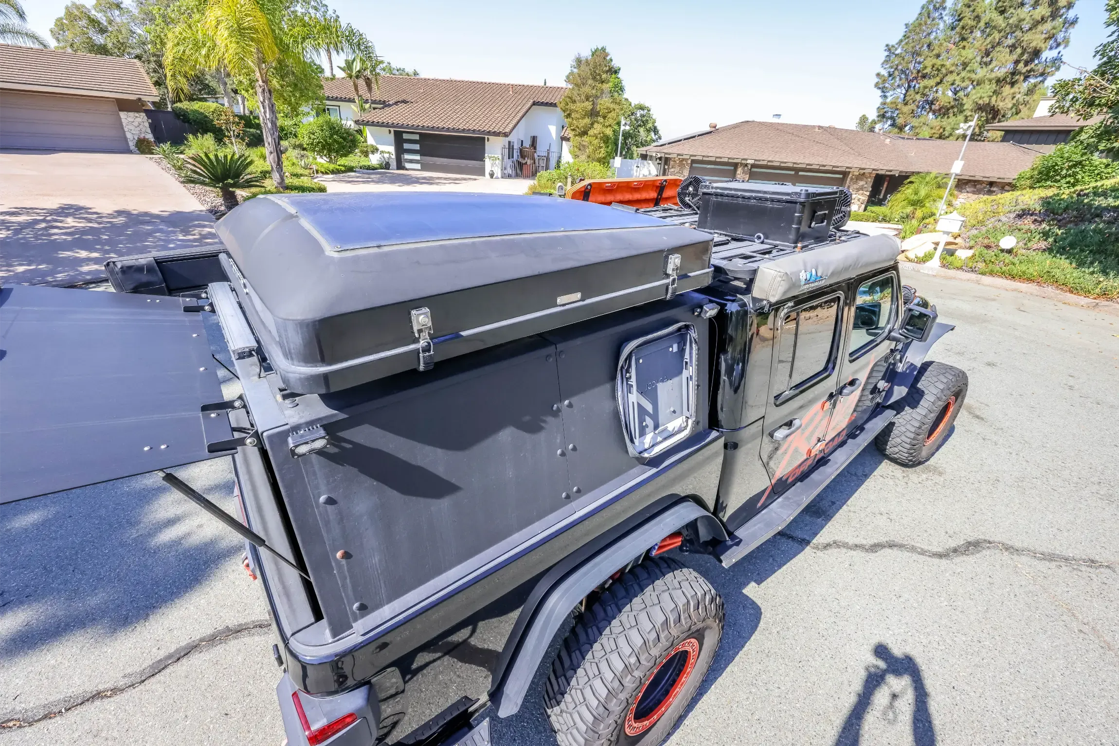Modified, 31k-Mile 2021 Jeep Gladiator Mojave