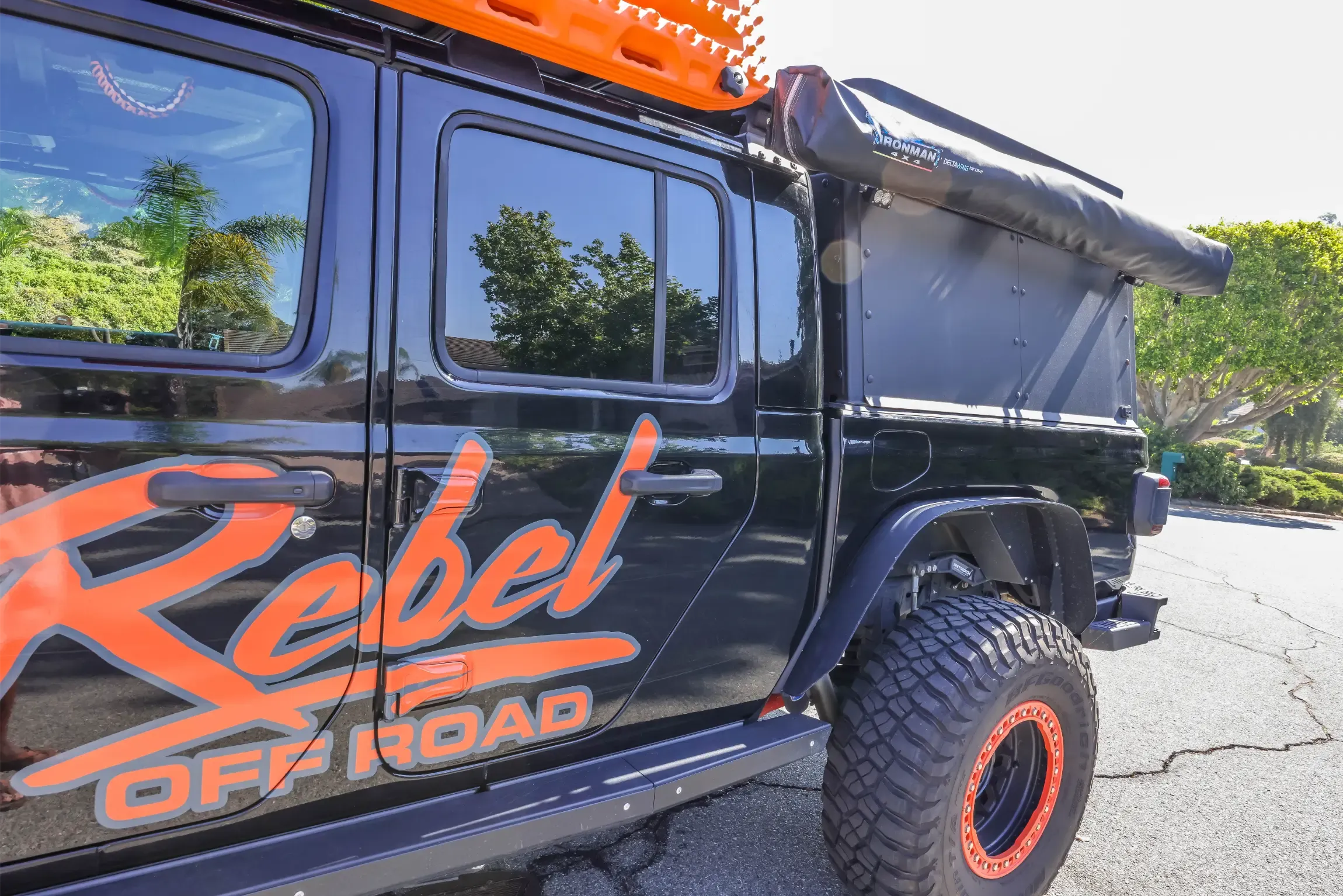 Modified, 31k-Mile 2021 Jeep Gladiator Mojave