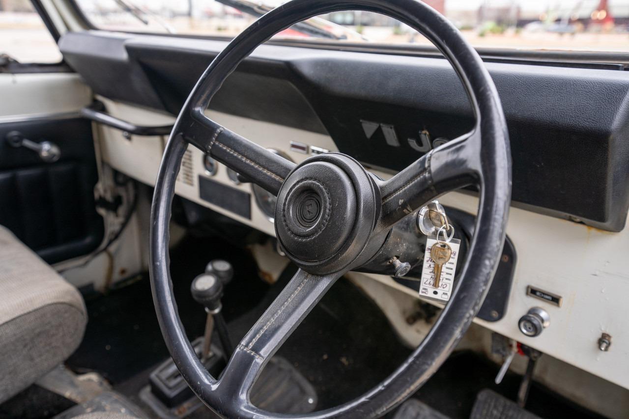 1984 Jeep CJ-8 Scrambler Alaskan Postal