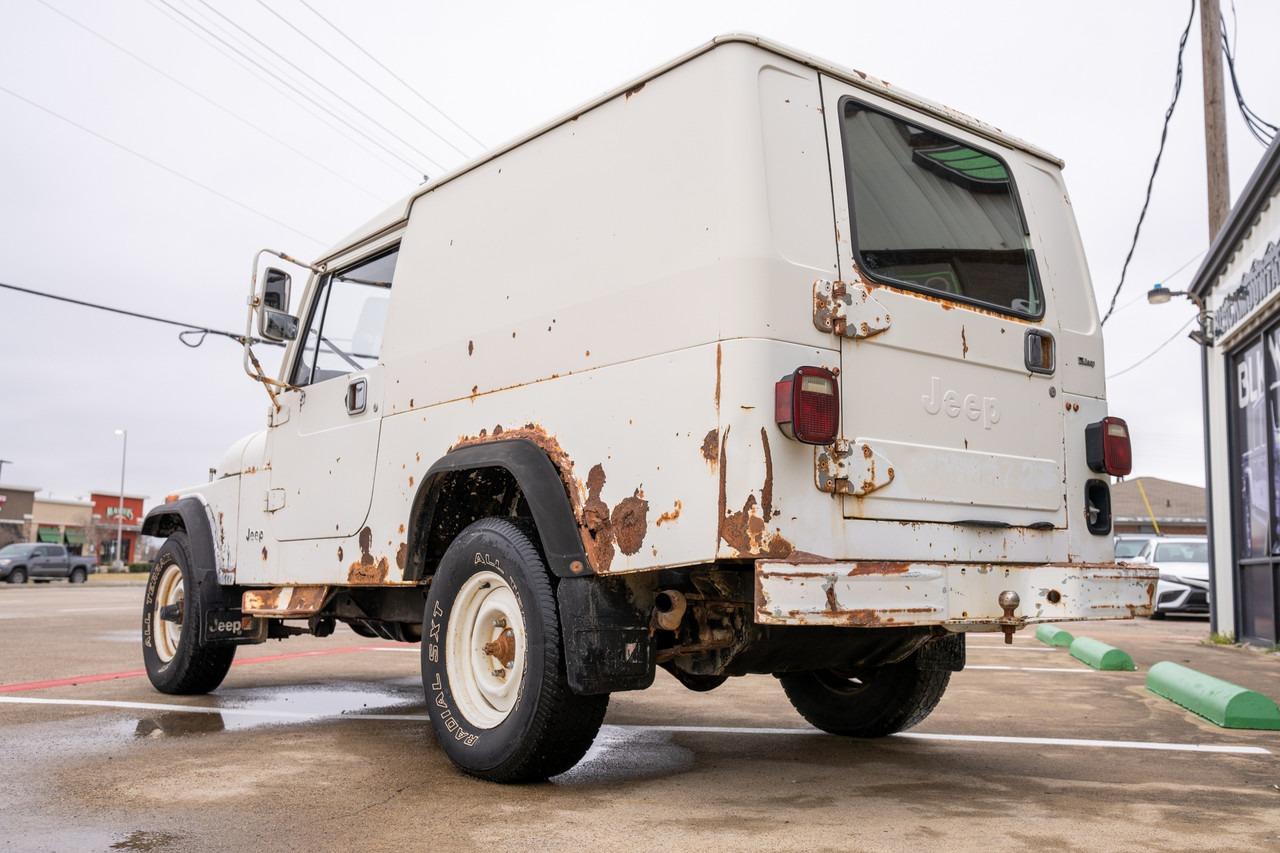 1984 Jeep CJ-8 Scrambler Alaskan Postal - 5