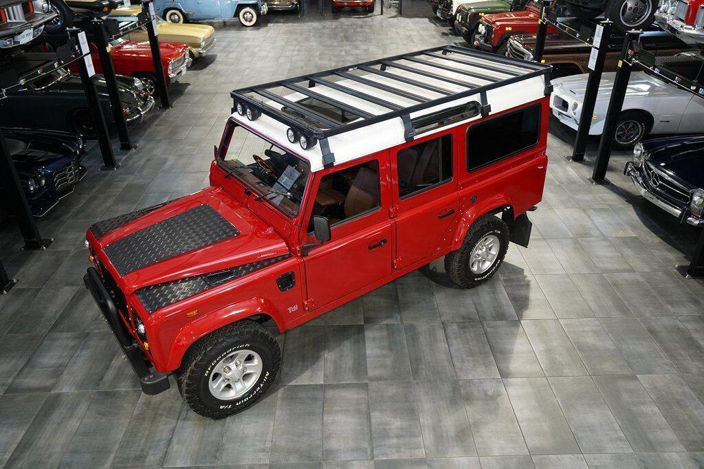  Land Rover Defender