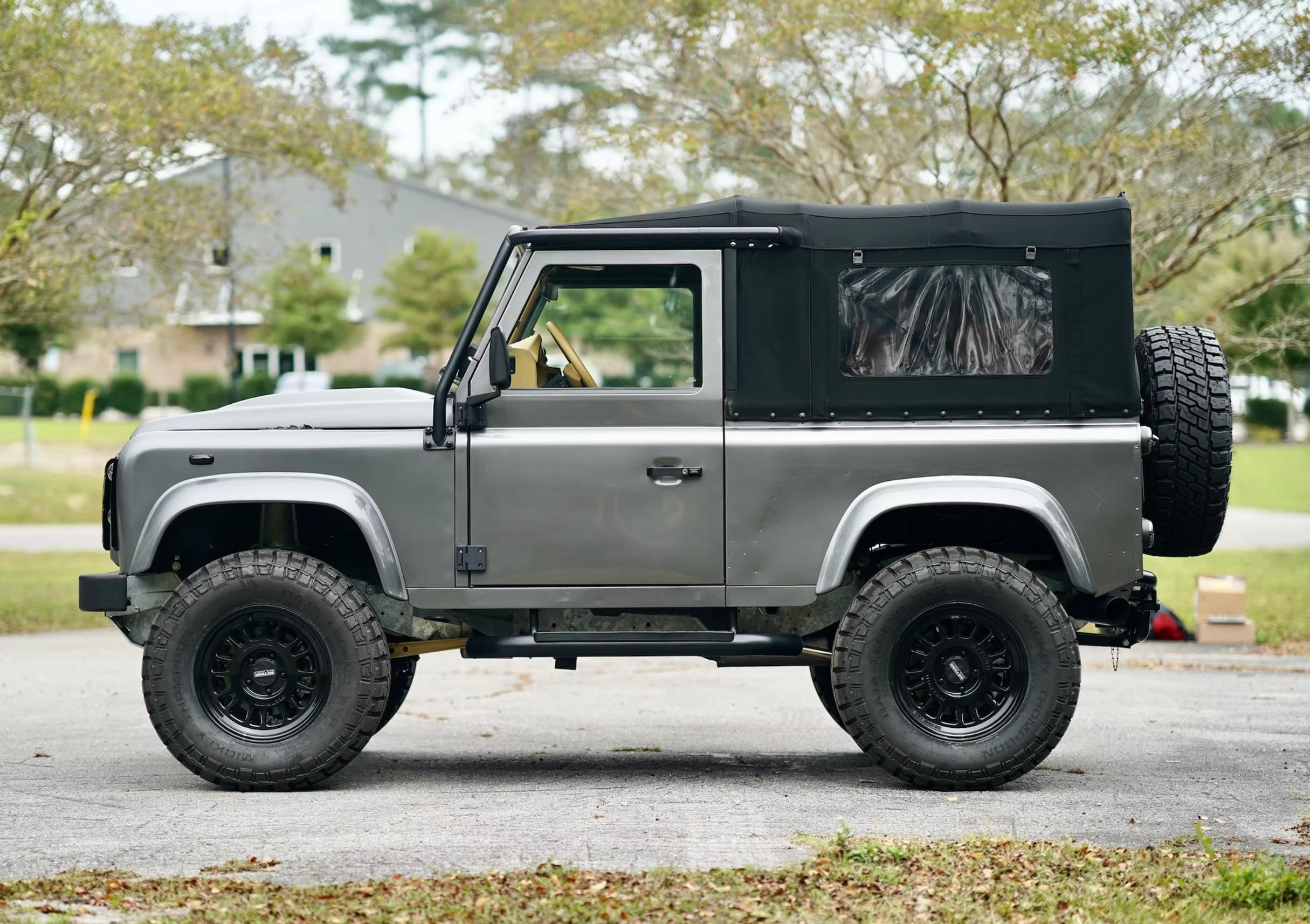 Osprey 4x4-Built 1997 Land Rover Defender 90