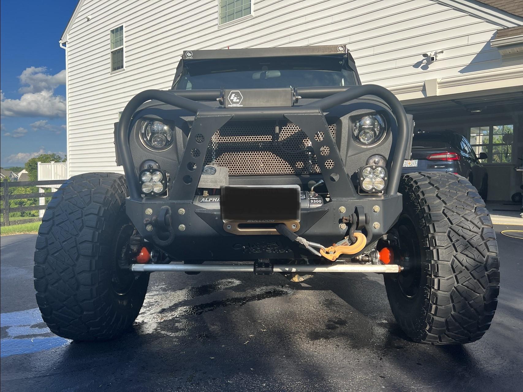 2011 Jeep Wrangler Unlimited Rubicon - 3