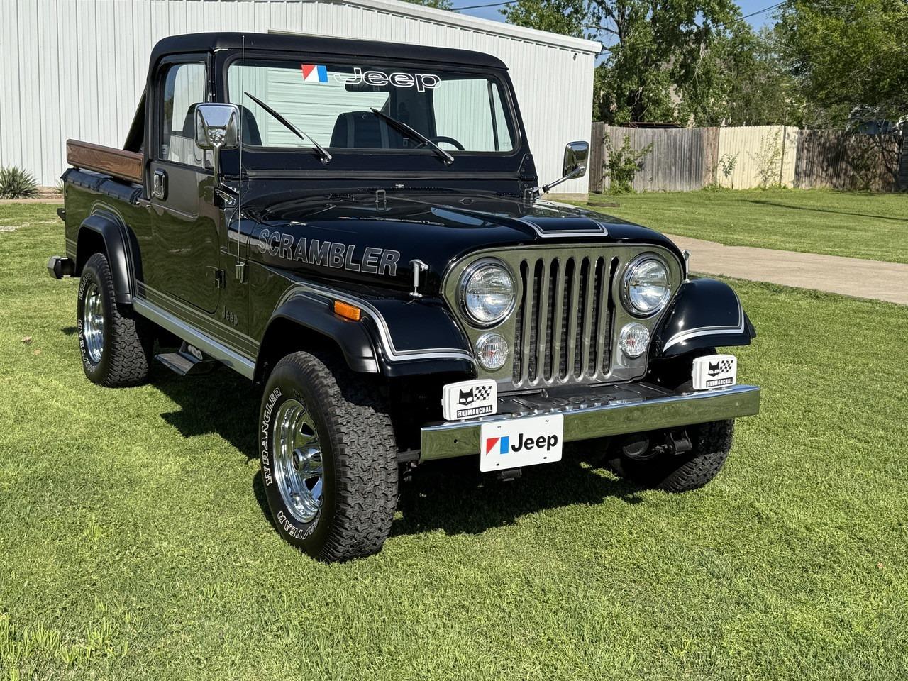 1984 Jeep CJ-8 Scrambler Laredo - 4