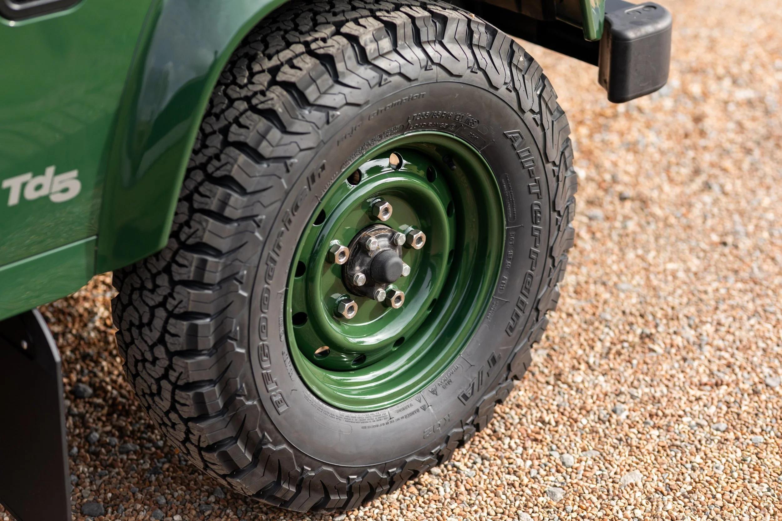 Td5-Powered 2000 Land Rover Defender 110