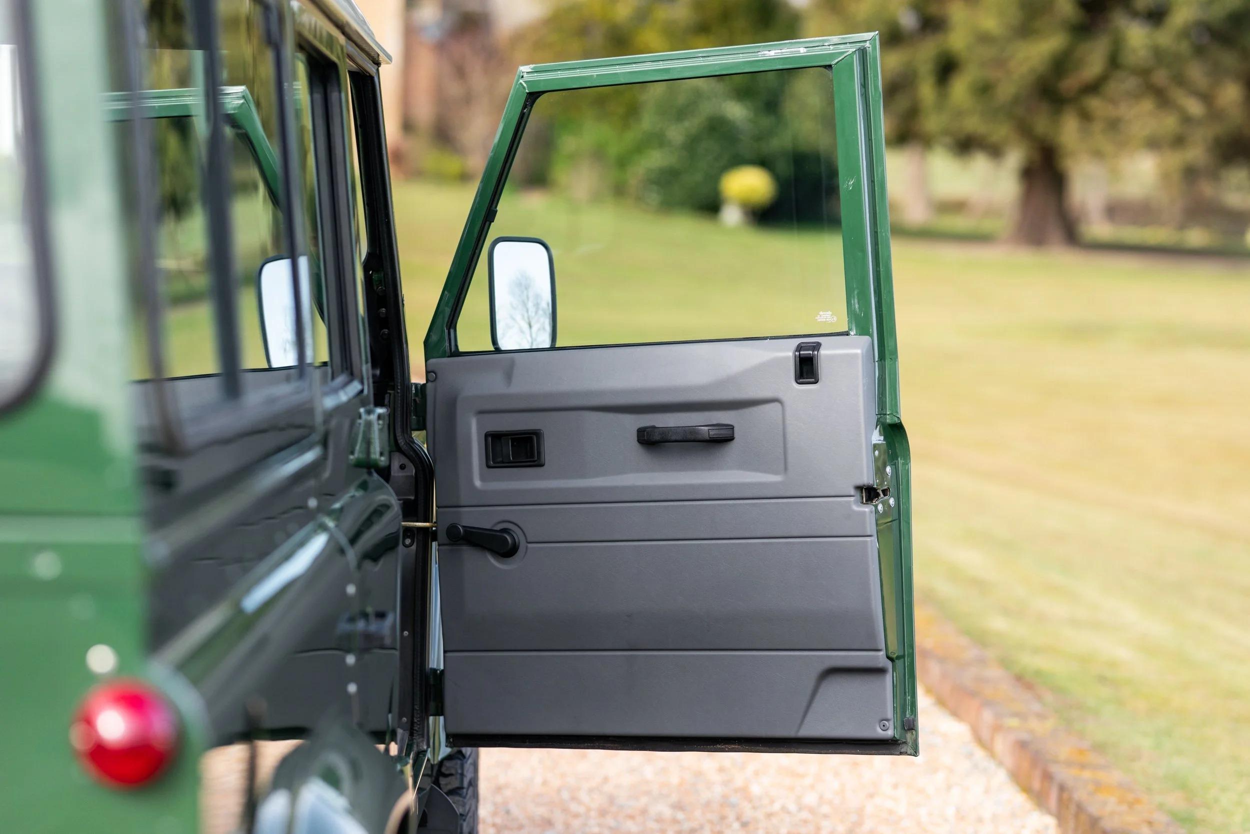 Td5-Powered 2000 Land Rover Defender 110