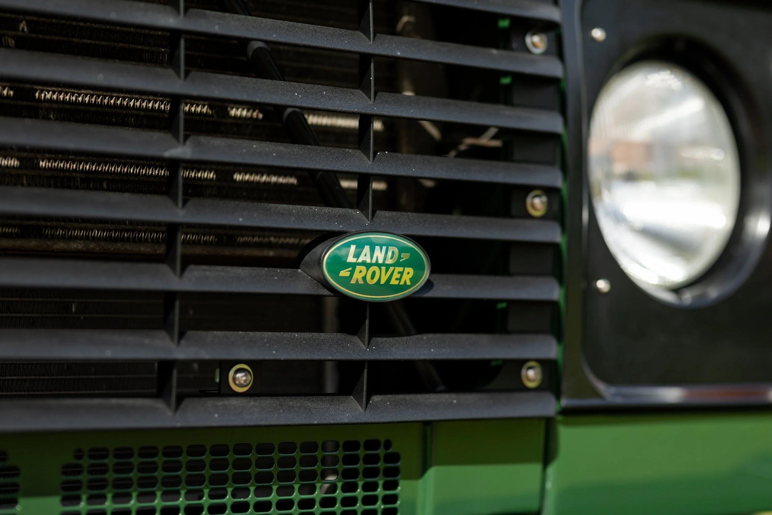 2000 Land Rover Defender 90