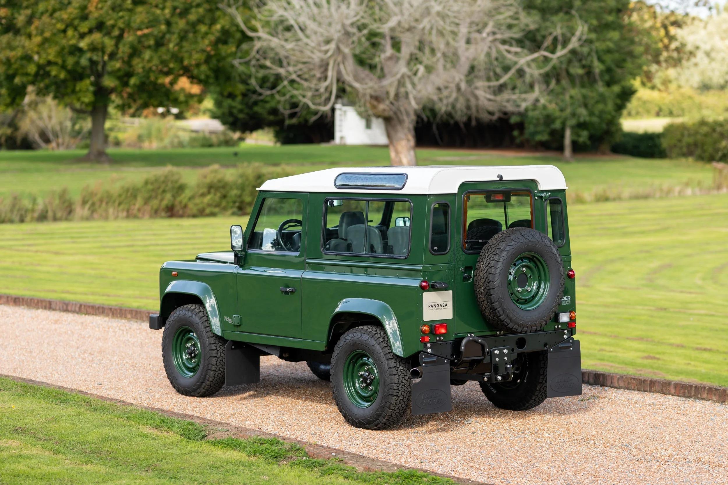 2000 Land Rover Defender 90
