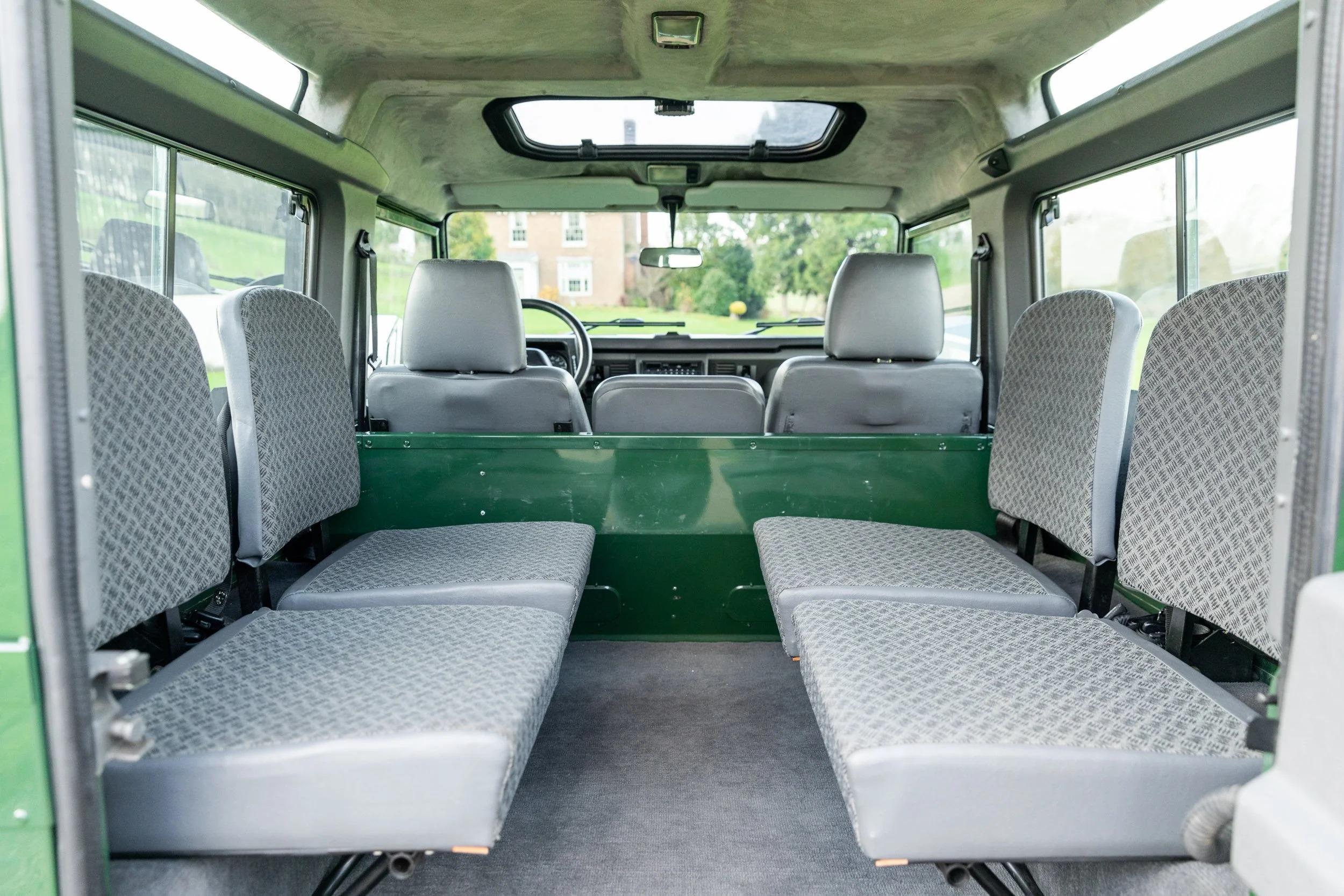 2000 Land Rover Defender 90