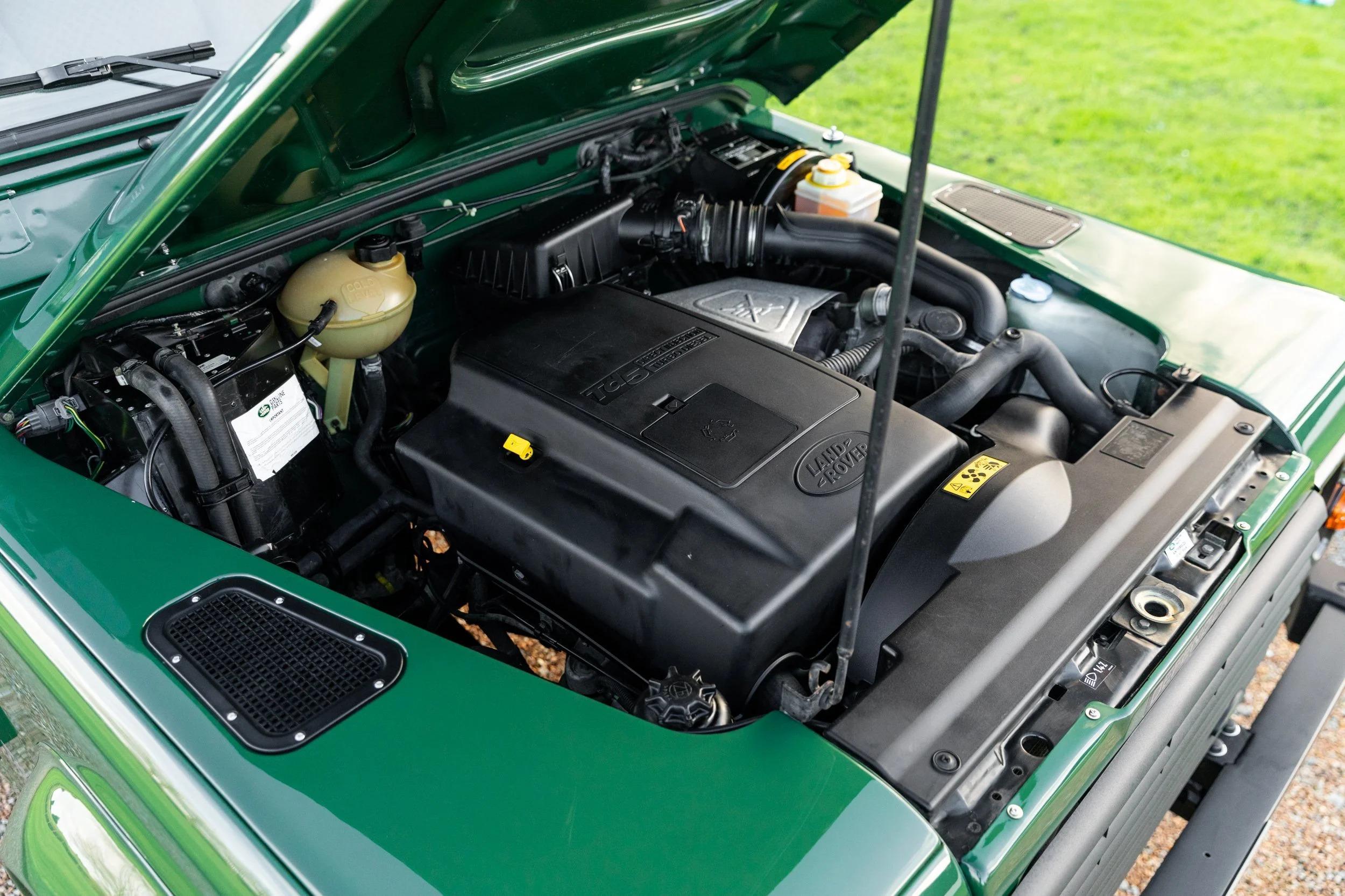 2000 Land Rover Defender 90