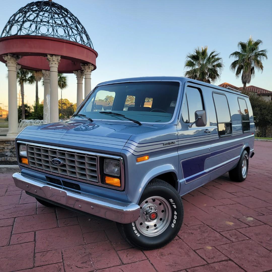 1983 Ford E-100 Econoline