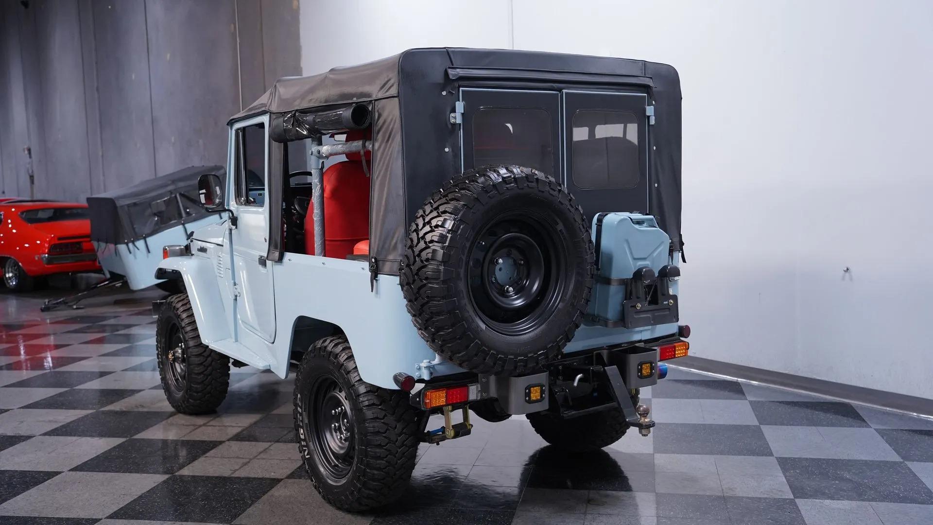 1982 Toyota Land Cruiser FJ40 with Trailer