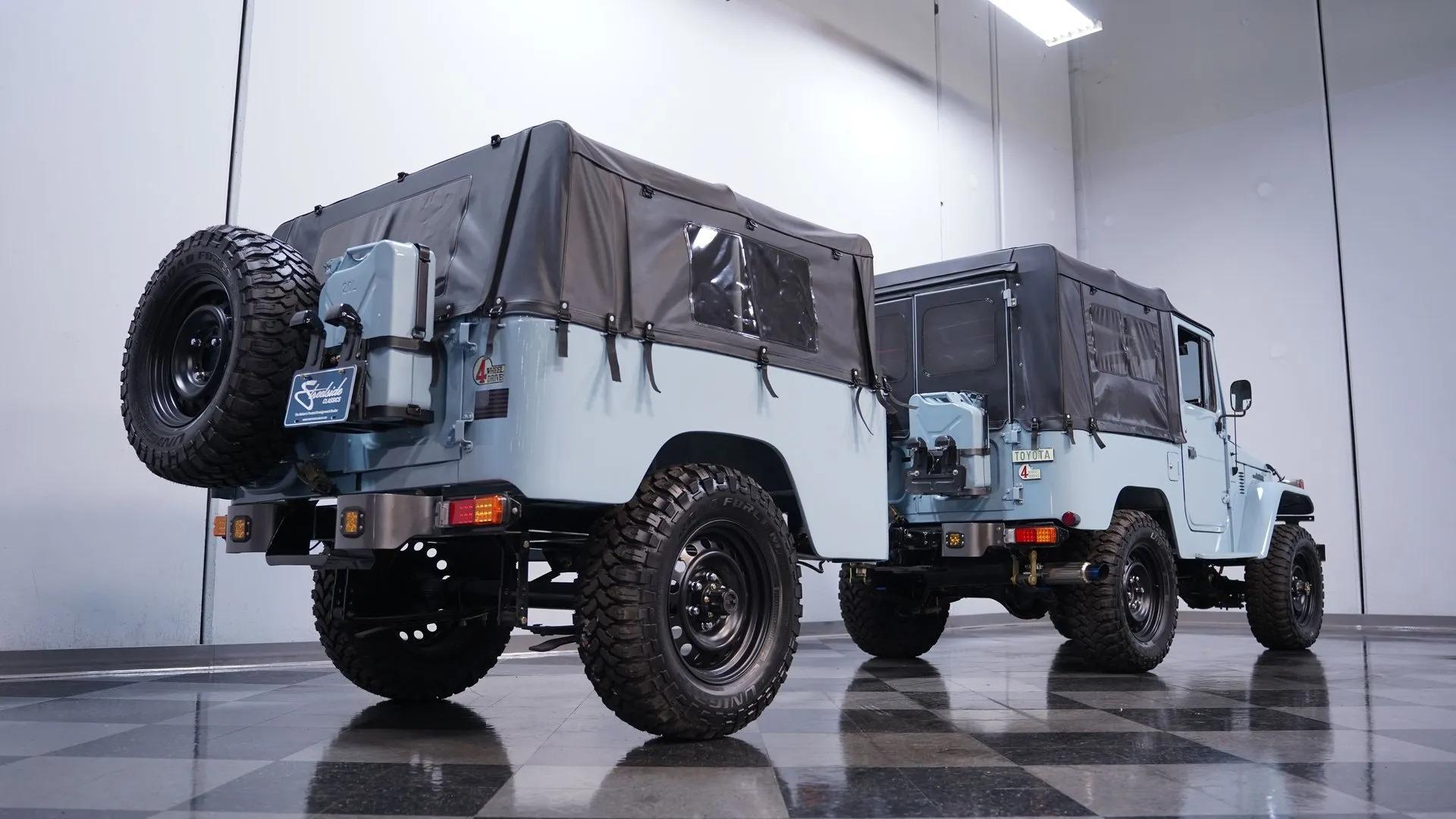 1982 Toyota Land Cruiser FJ40 with Trailer - 4