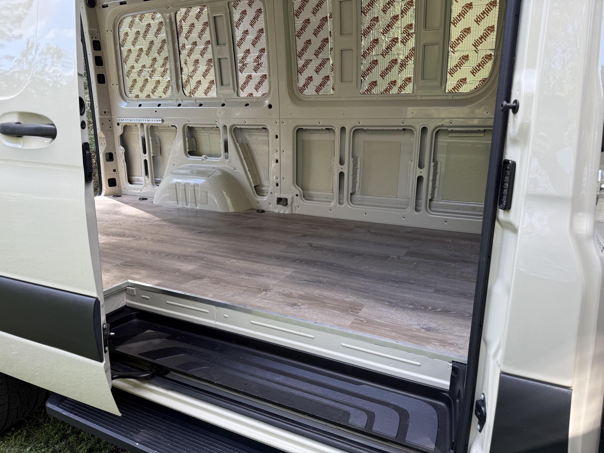2023 Mercedes-Benz Sprinter 2500