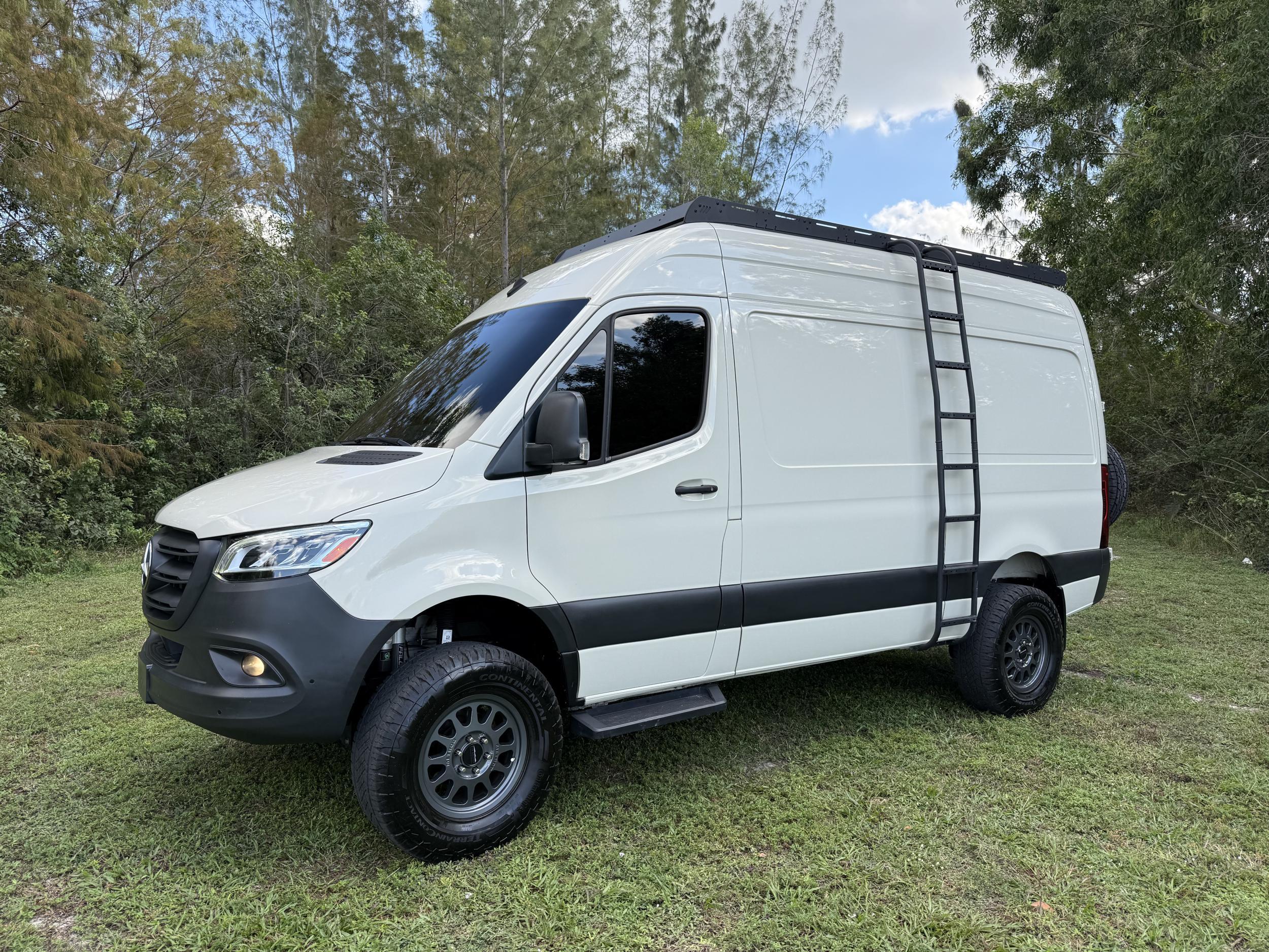 2023 Mercedes-Benz Sprinter 2500 - 2