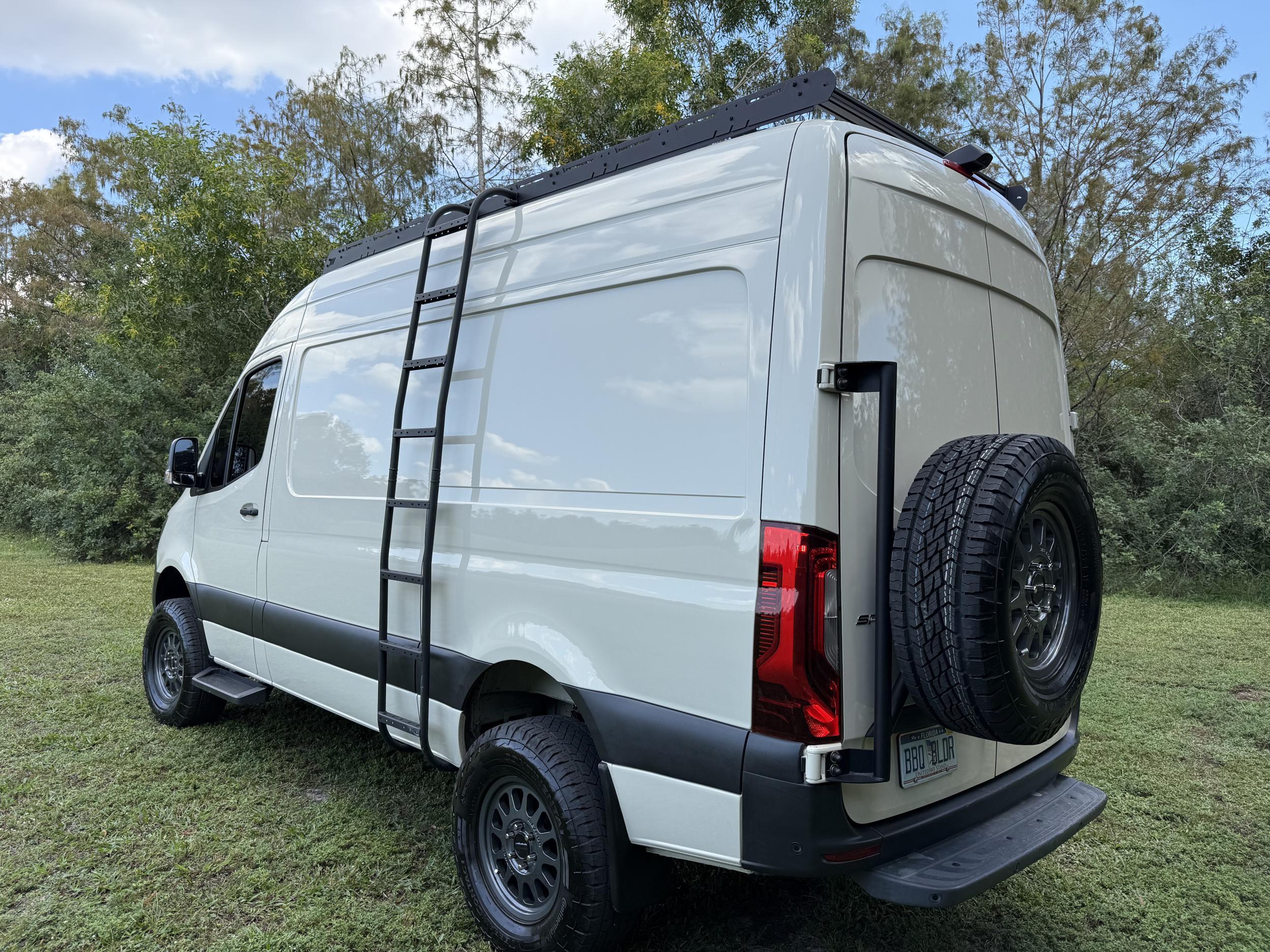 2023 Mercedes-Benz Sprinter 2500 - 4