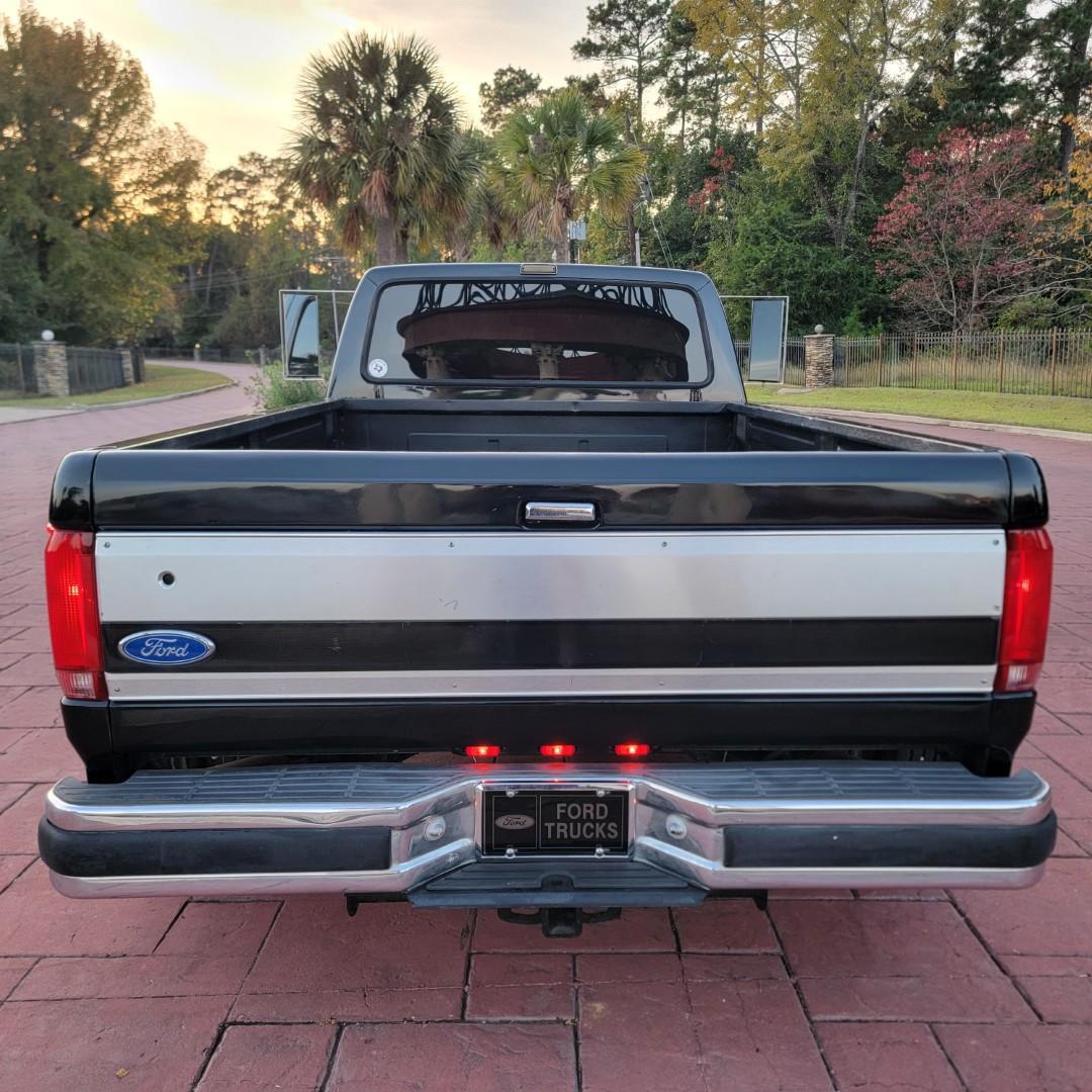 1989 Ford F-350 XLT Lariat