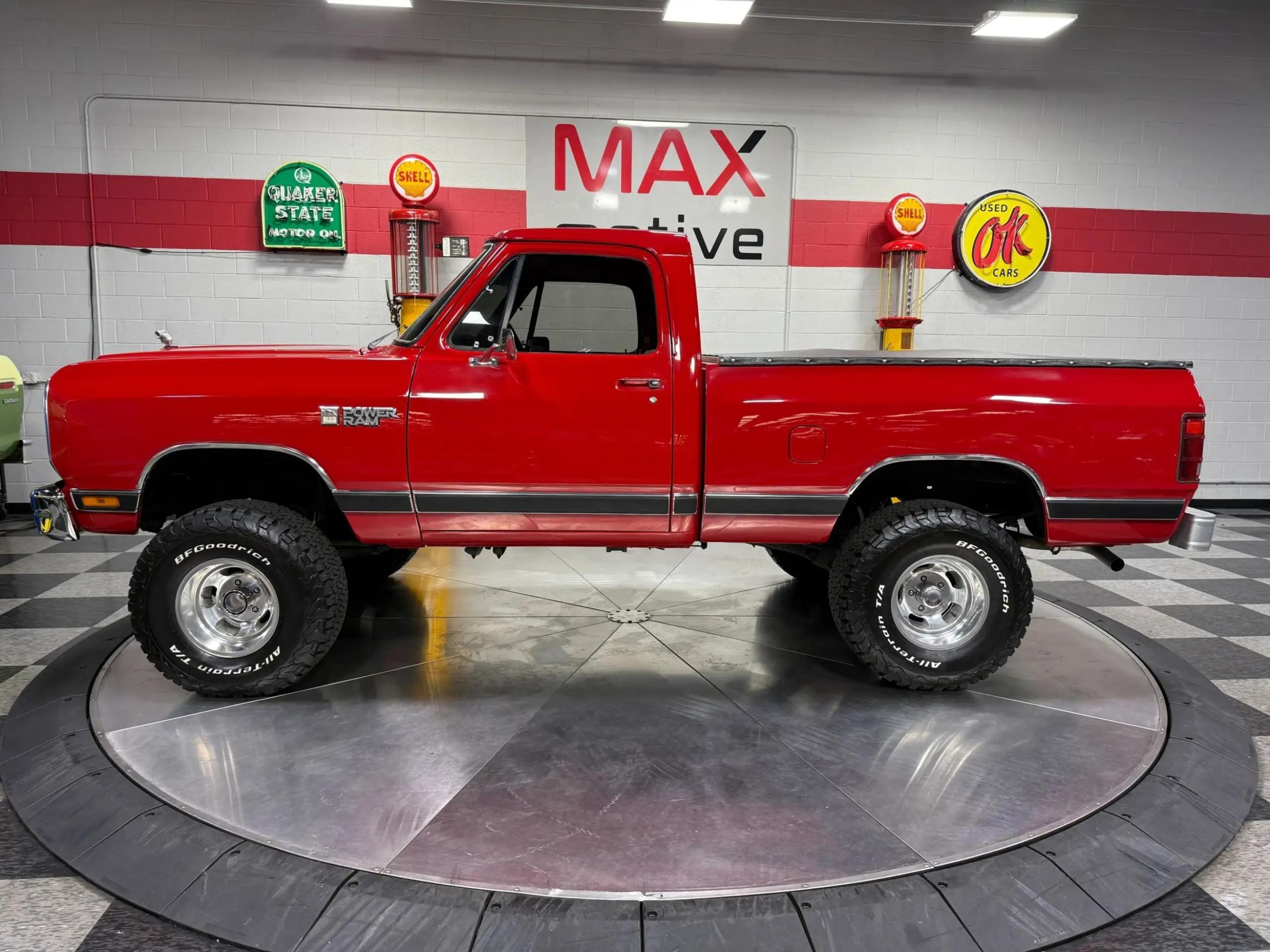 1987 Dodge Ram 4x4 - 2
