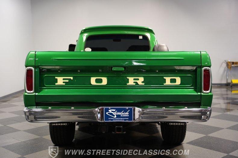 1965 Ford F-100