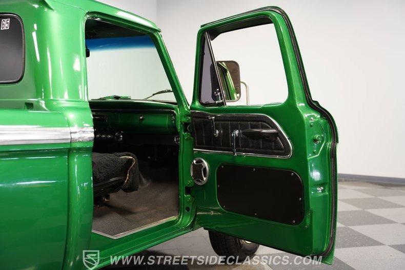 1965 Ford F-100