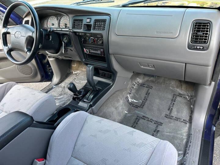 2001 Toyota 4Runner SR5