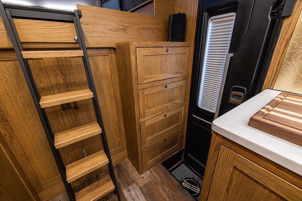 Sale Pending: 2025 EarthRoamer XV-SX-032