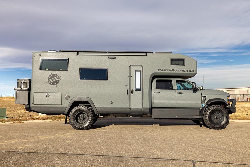 Sale Pending: 2025 EarthRoamer XV-SX-032 - 2