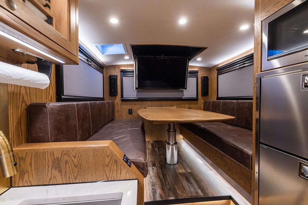 Sale Pending: 2025 EarthRoamer XV-SX-032