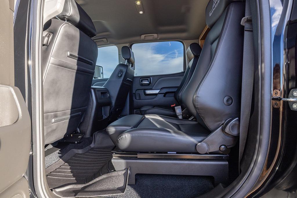 Sale Pending: 2025 EarthRoamer XV-SX-032