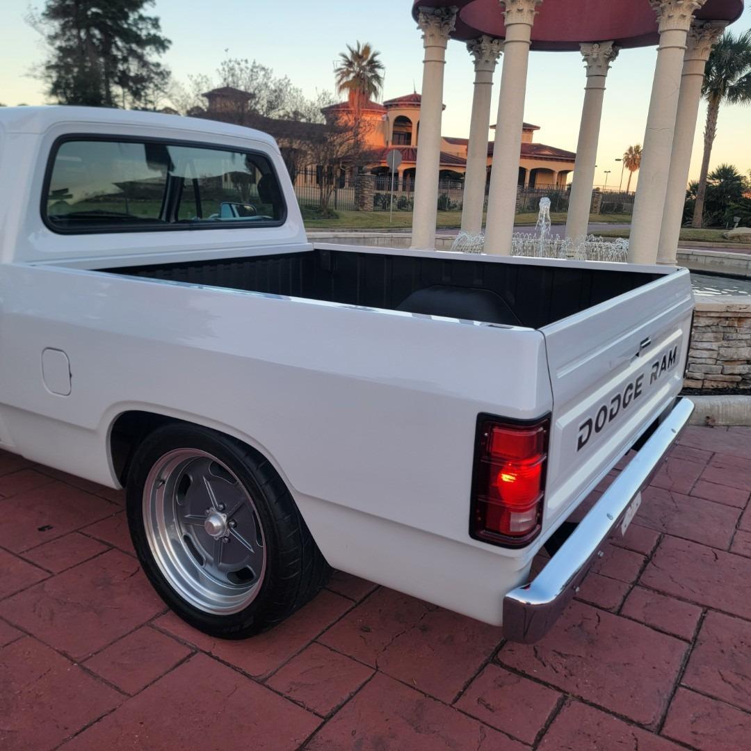 1982 Dodge D150 Resto-Mod