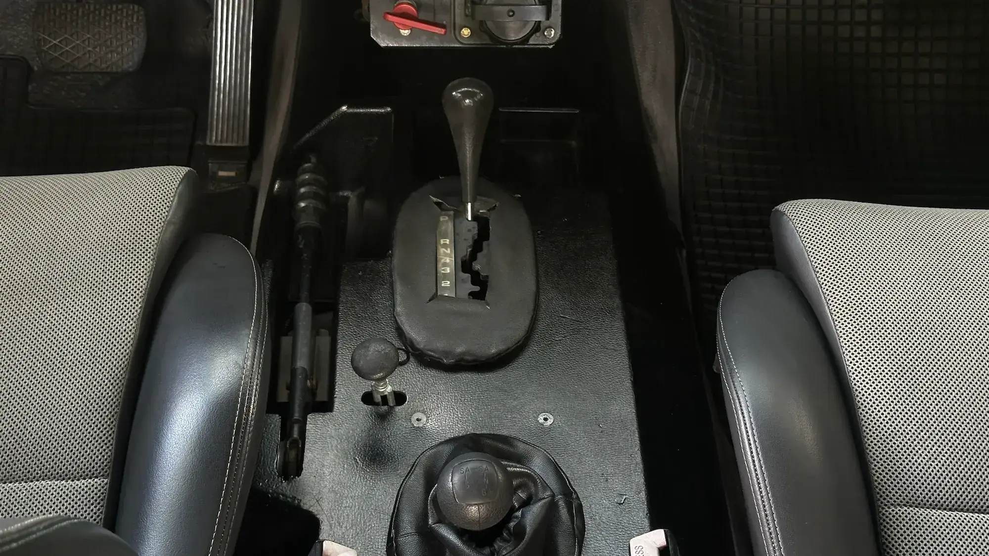 1990 Mercedes-Benz 230GE