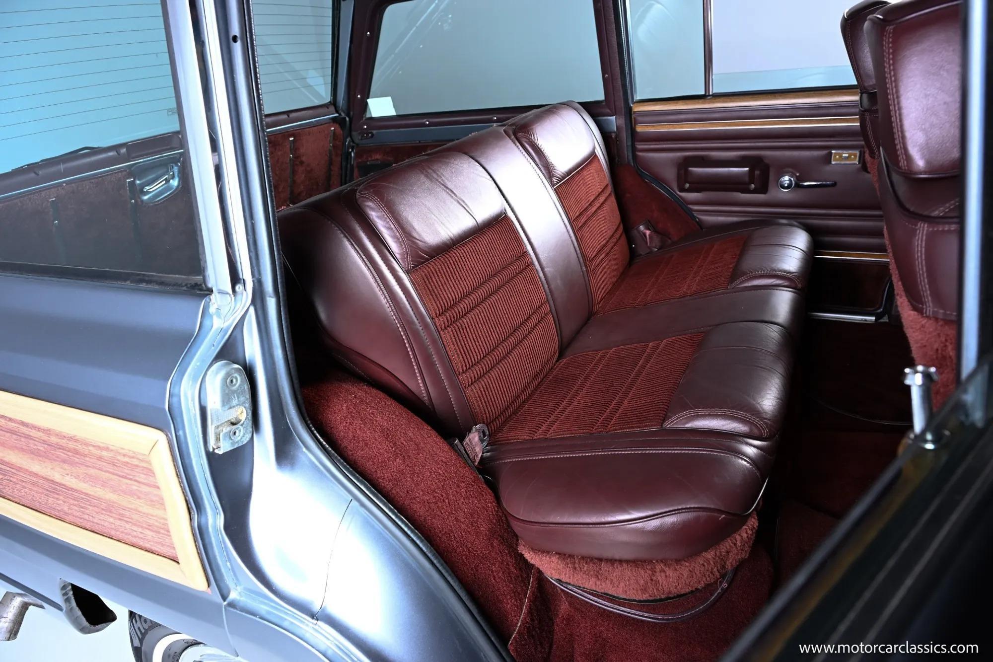 1991 Jeep Grand Wagoneer