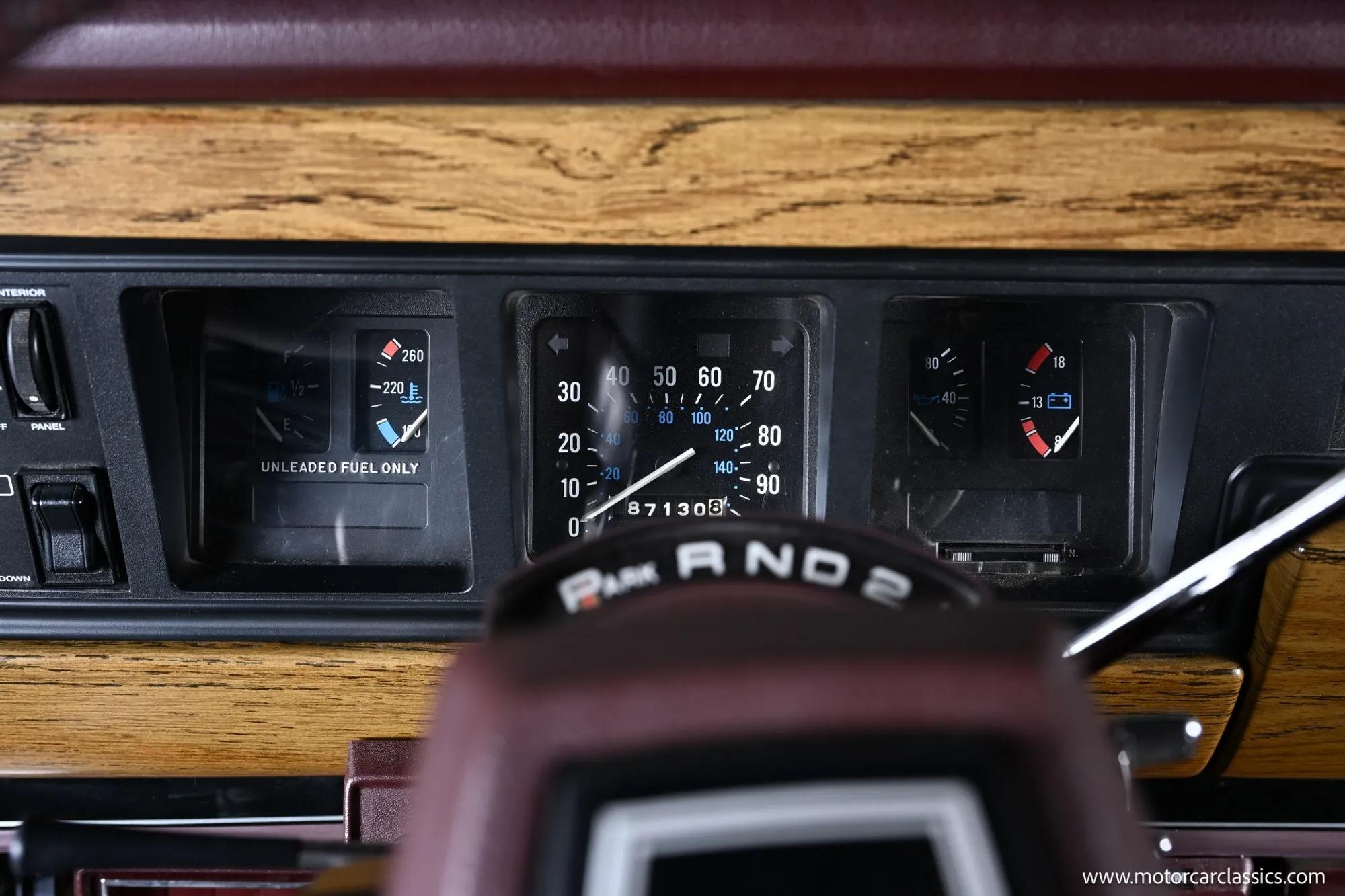 1991 Jeep Grand Wagoneer