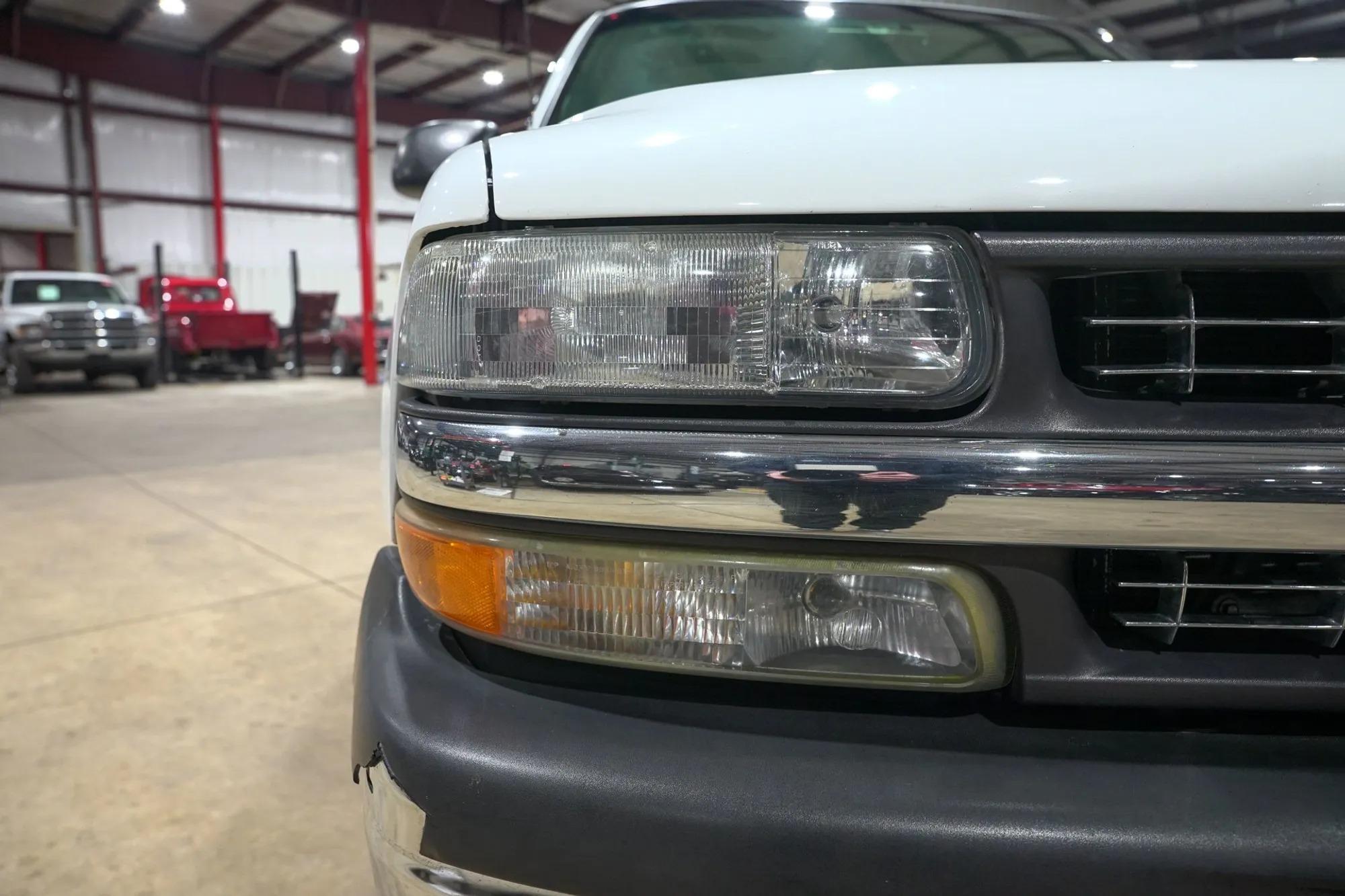 2000 Chevrolet Silverado 1500 LS