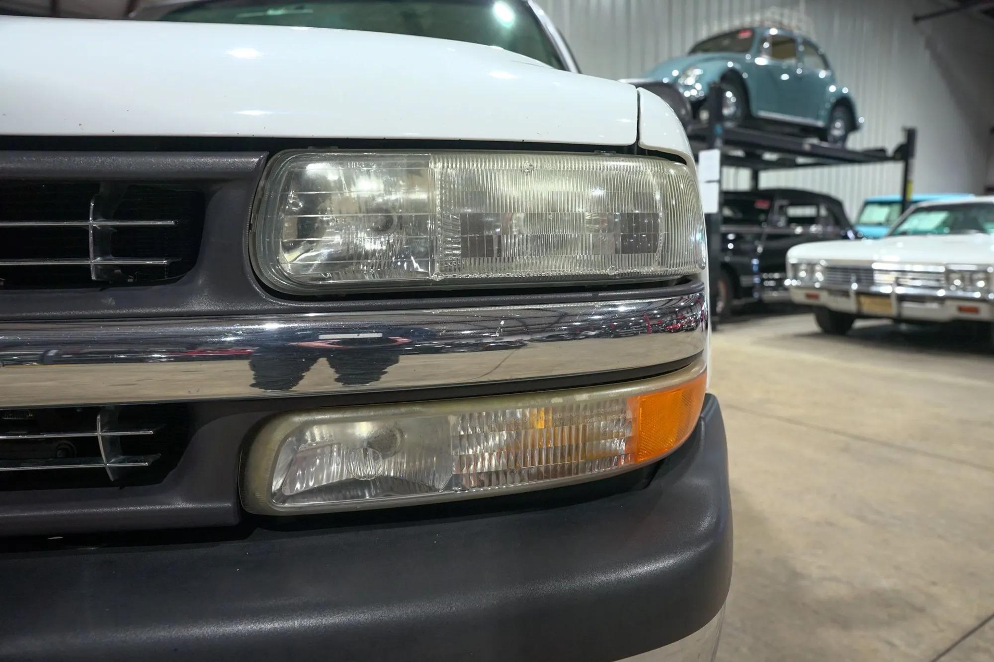 2000 Chevrolet Silverado 1500 LS