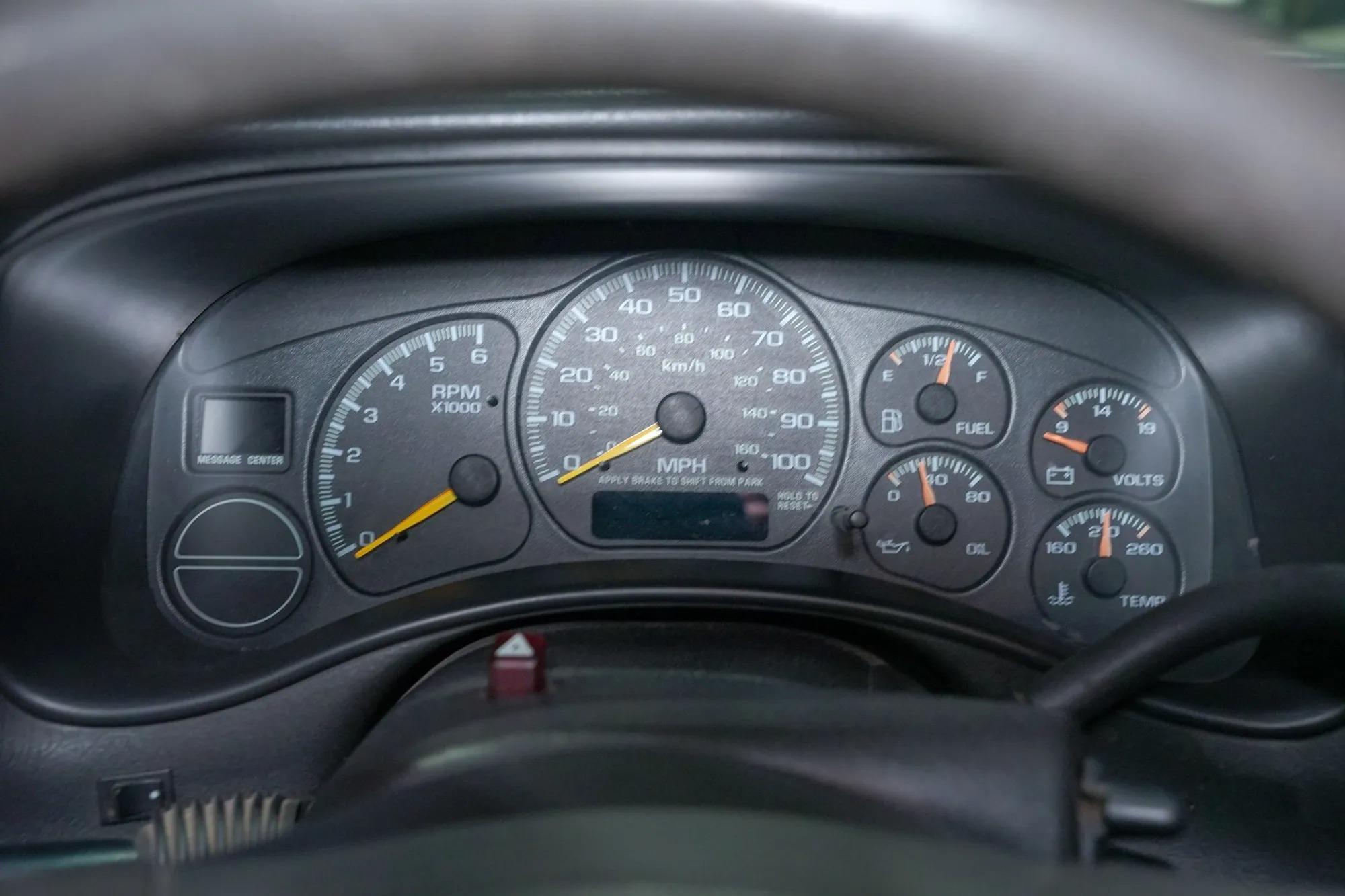 2000 Chevrolet Silverado 1500 LS
