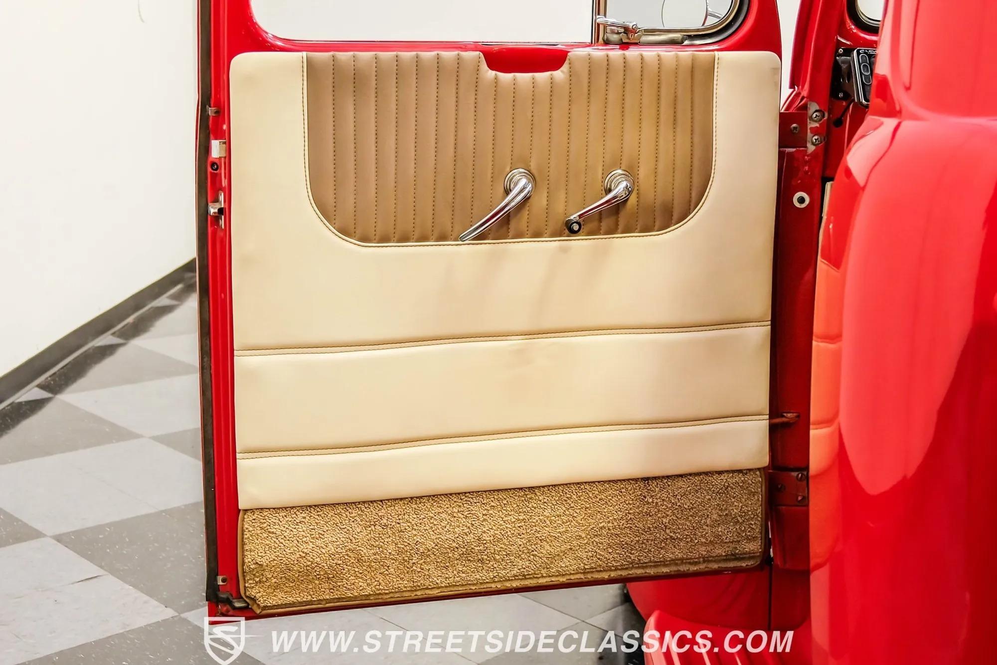 1951 Ford F-1