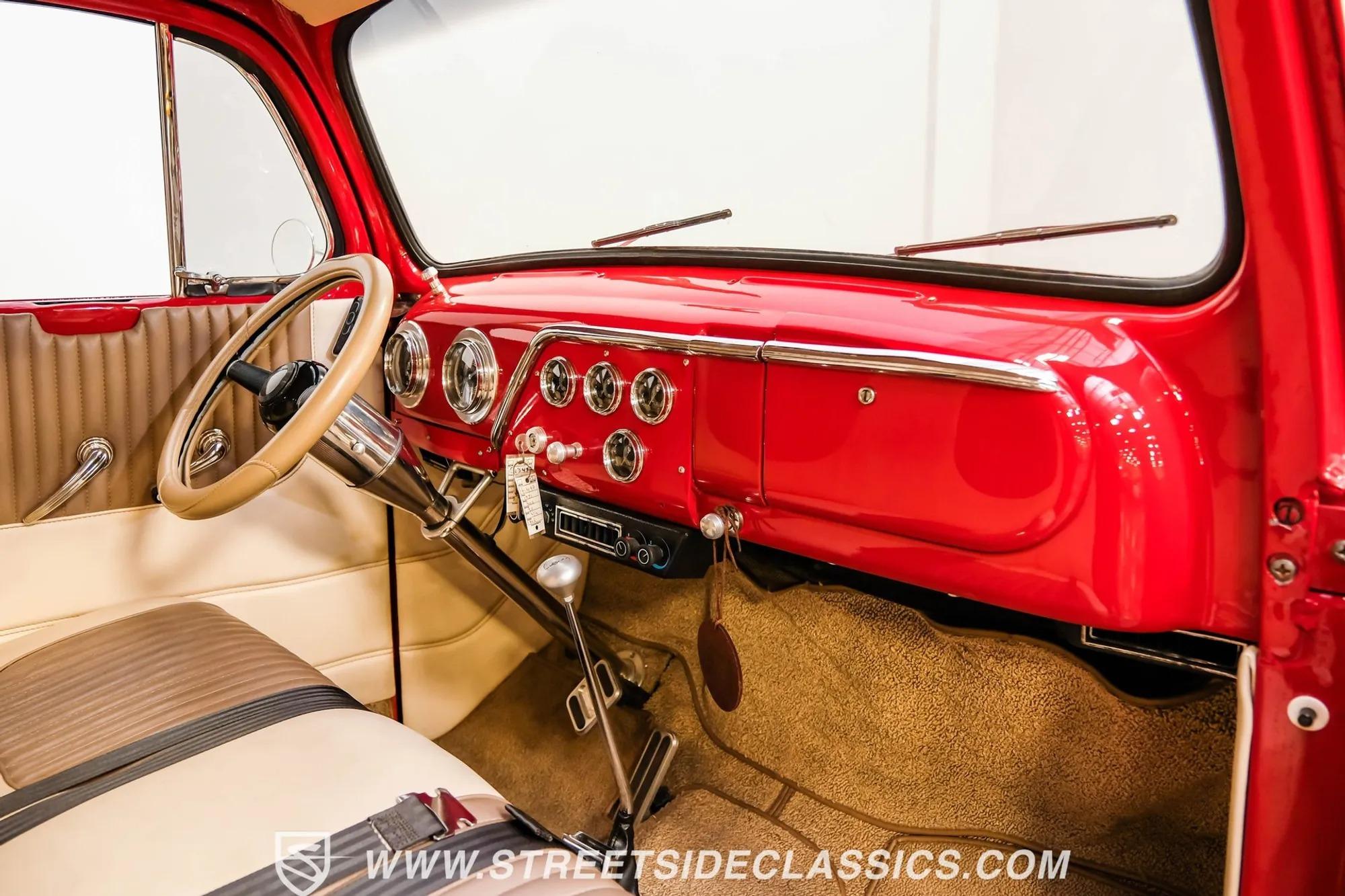 1951 Ford F-1