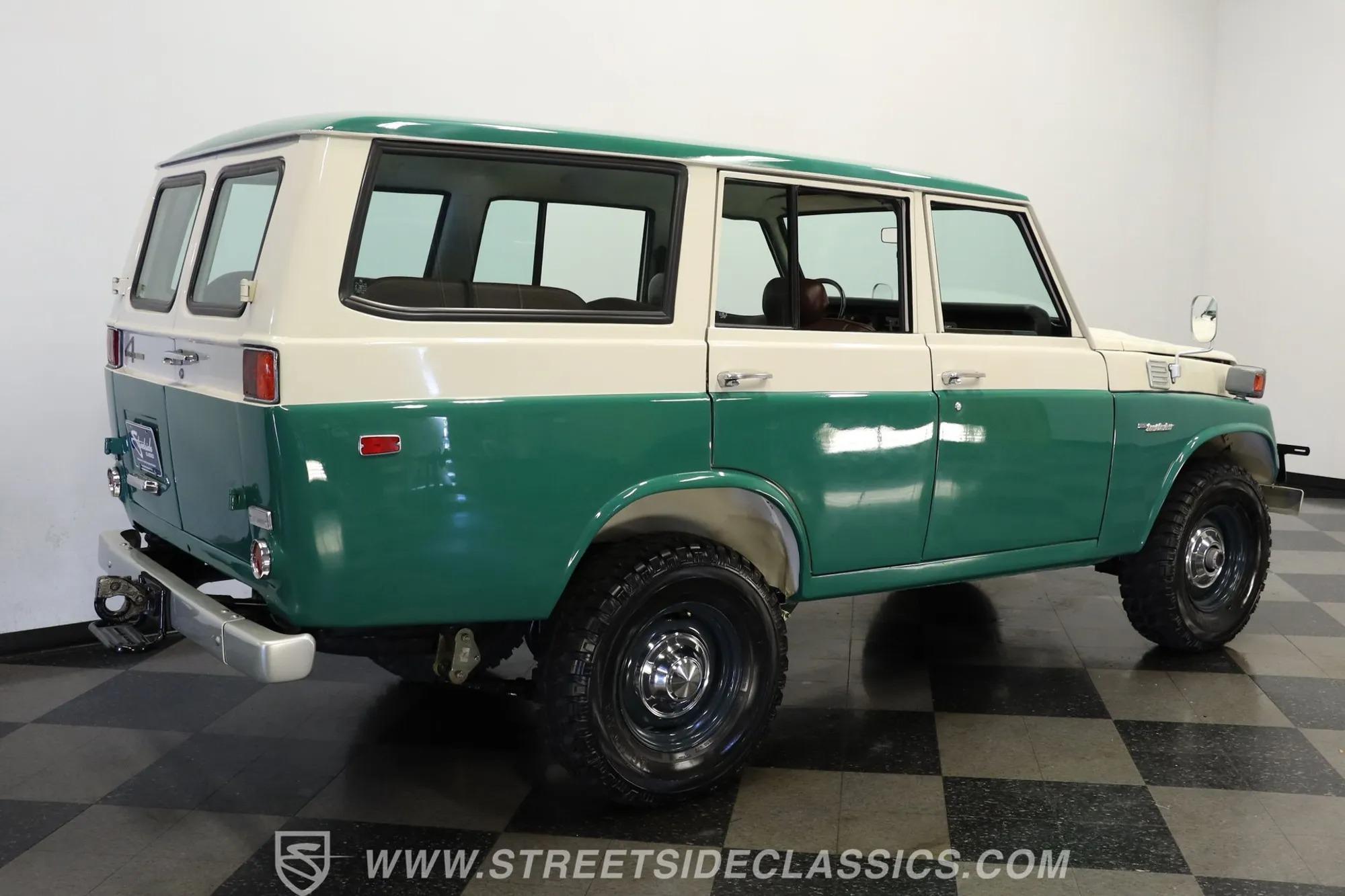 1977 Toyota Land Cruiser FJ55