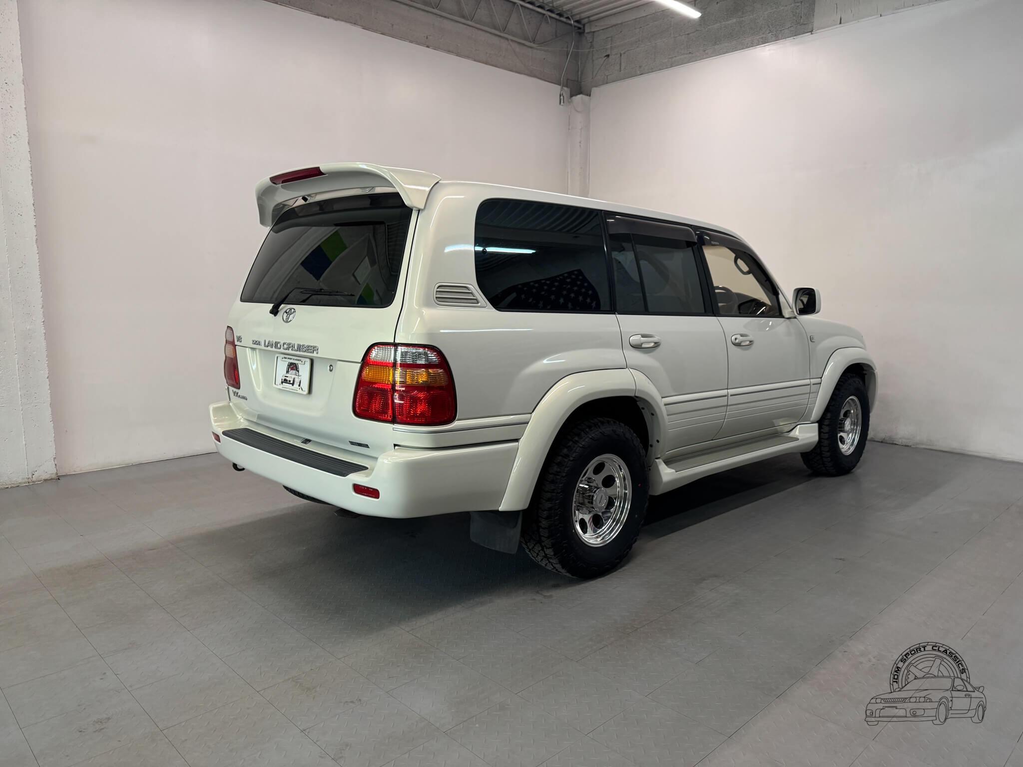 Sale Pending: 1998 Toyota Land Cruiser VX Limited V8