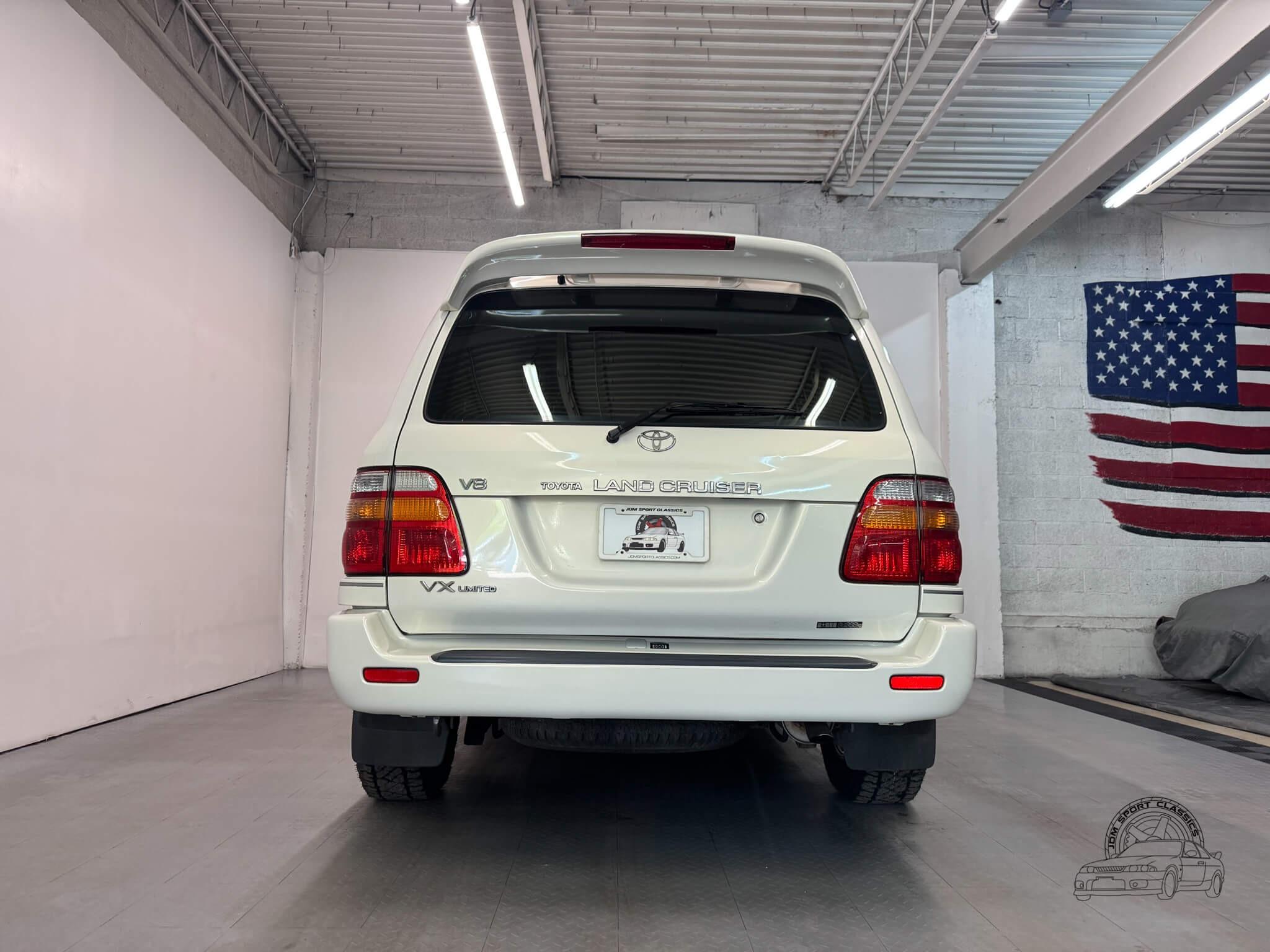 Sale Pending: 1998 Toyota Land Cruiser VX Limited V8