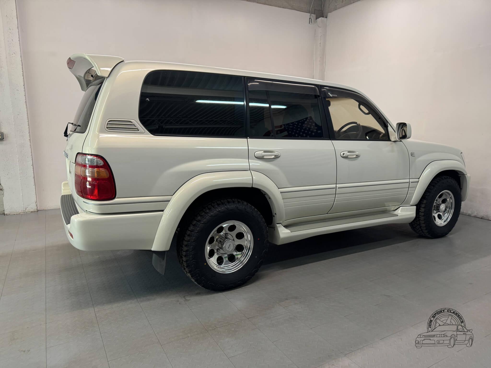 Sale Pending: 1998 Toyota Land Cruiser VX Limited V8