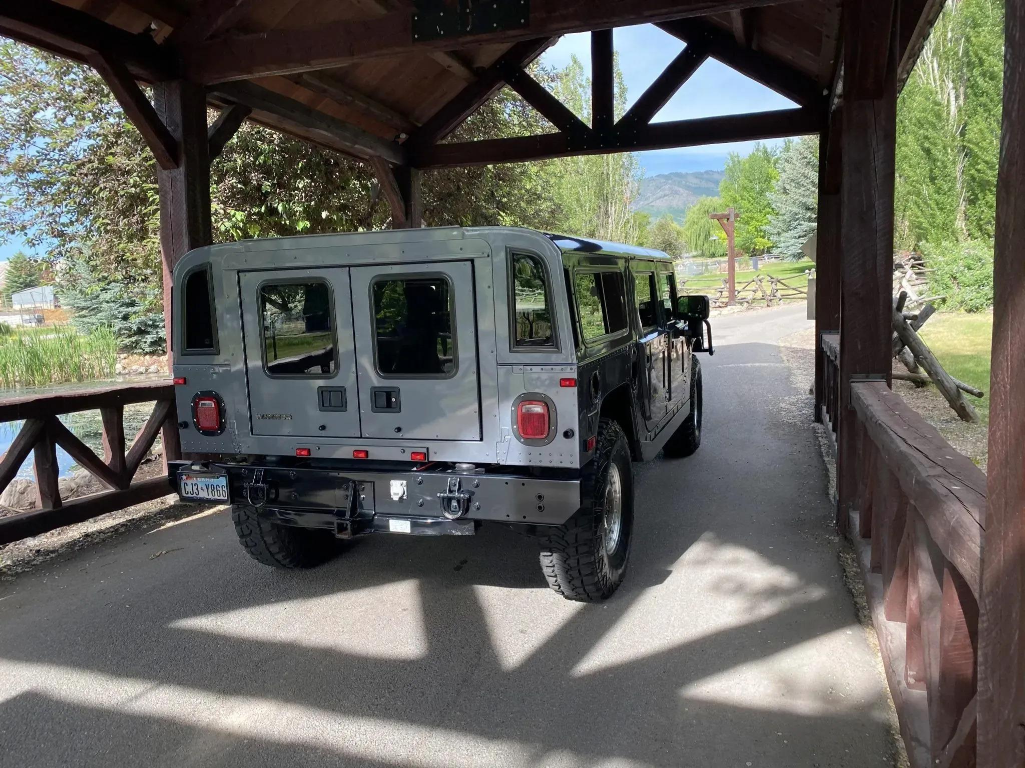 2003 Hummer H1