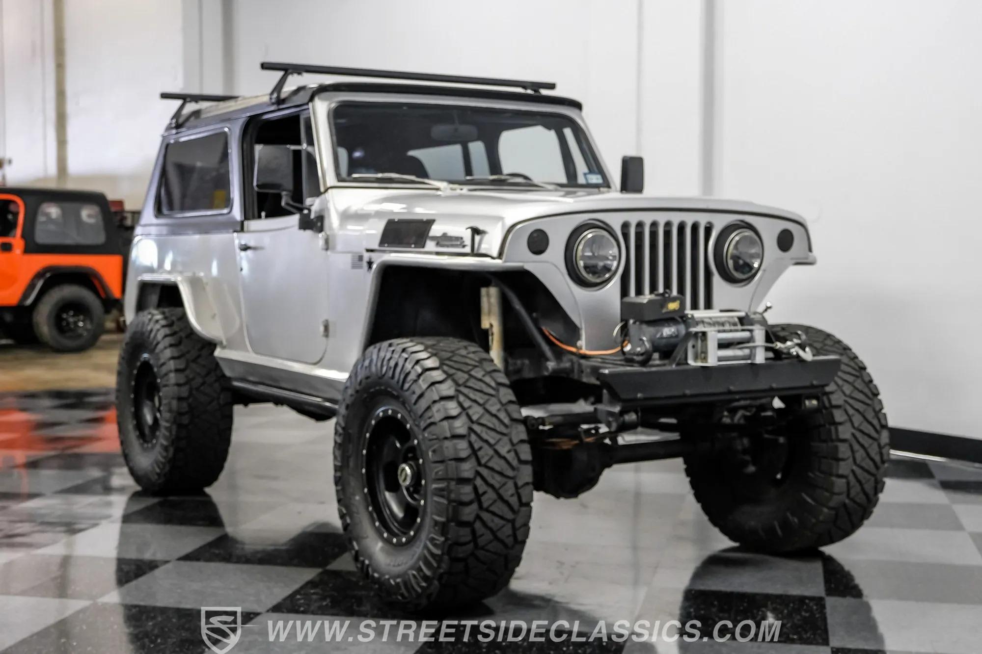  Jeep Commander