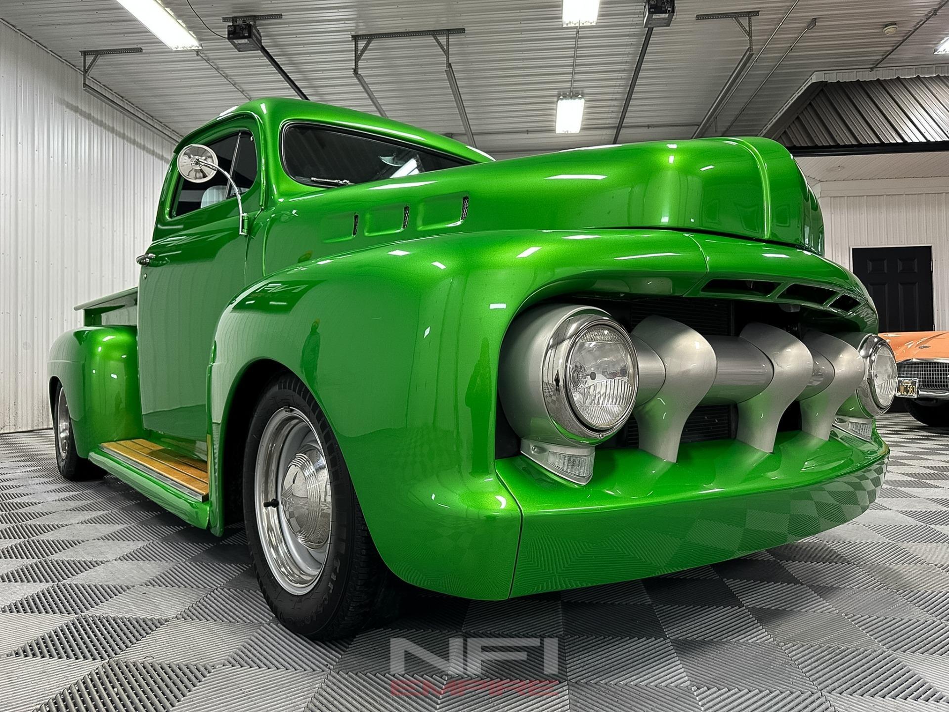 1952 Ford F-1
