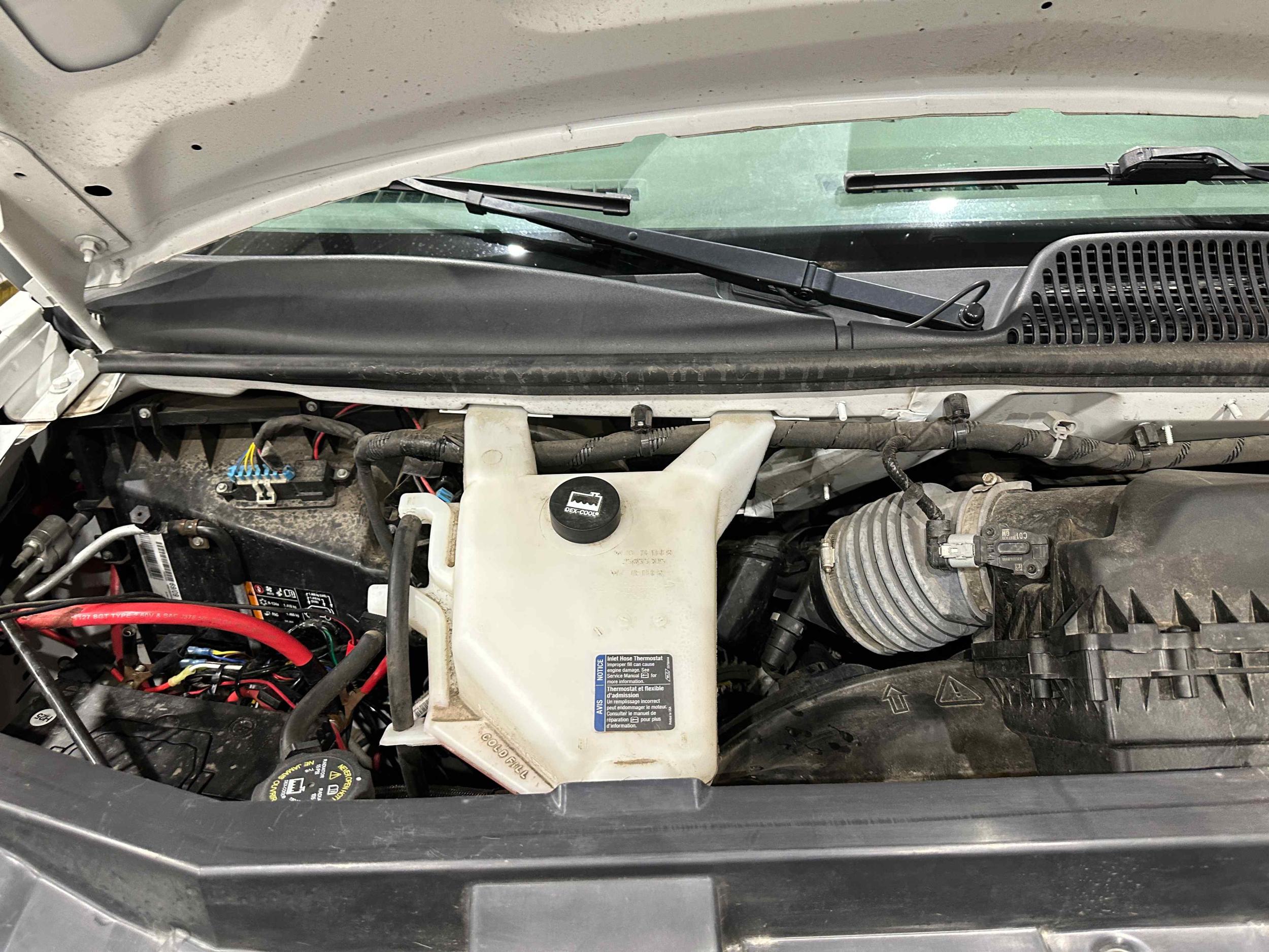 2021 Chevrolet Express LS 3500 4×4