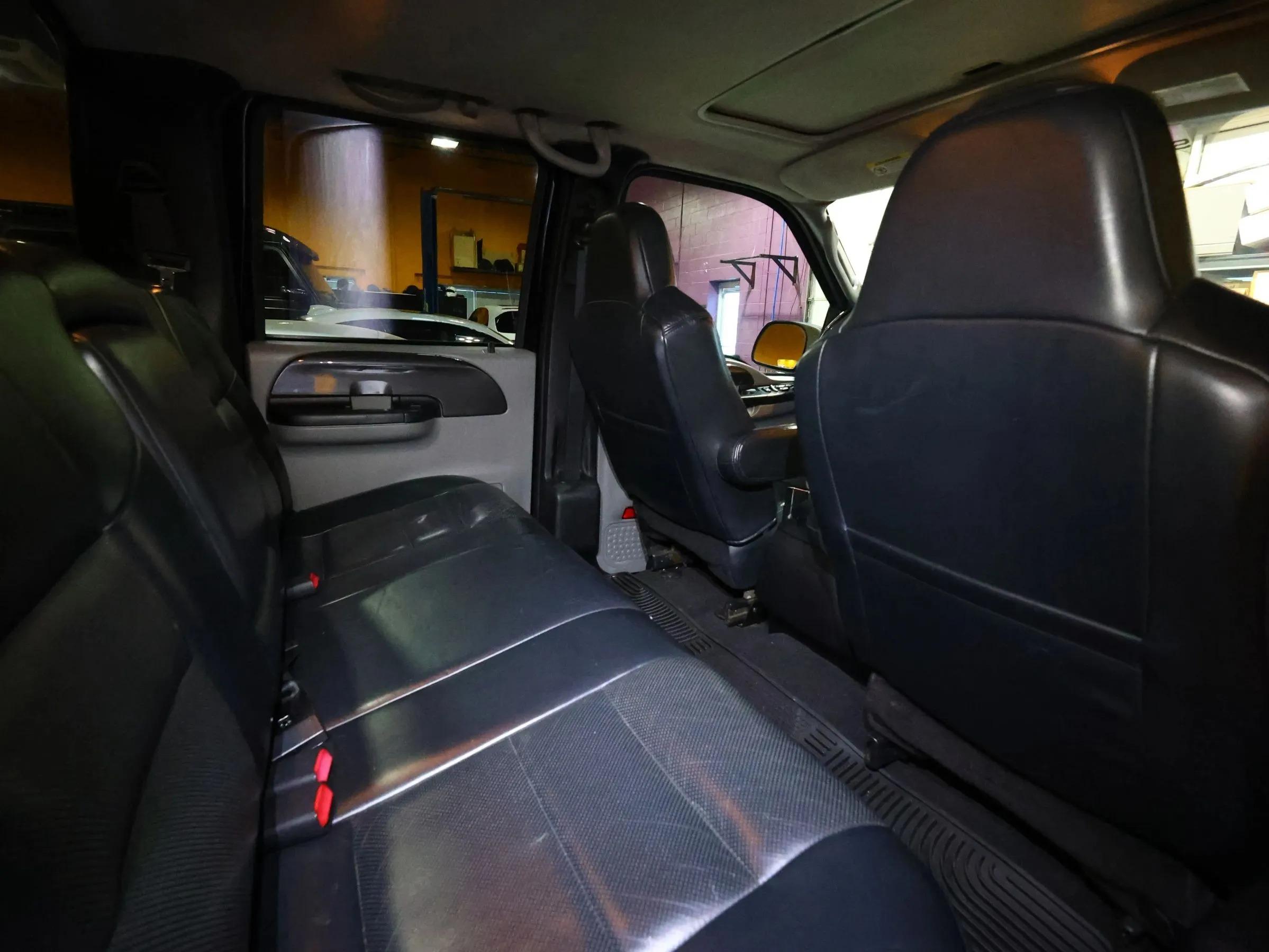 2003 Ford F-350 XLT Dually