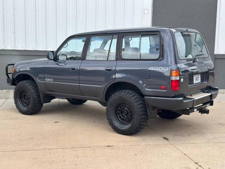 Modified 1991 Toyota Land Cruiser