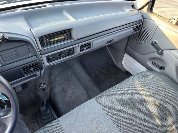 1996 Ford F-150 XLT