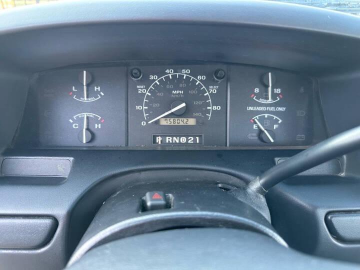 1996 Ford F-150 XLT